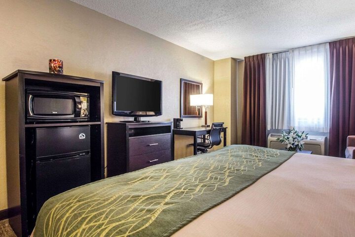 Room 15 of 28
