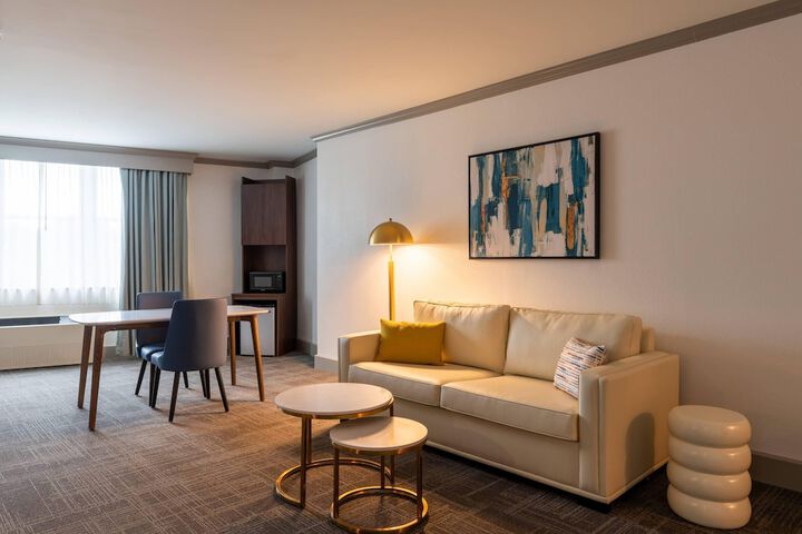 Comfort Inn & Suites Near Burke Mountain
