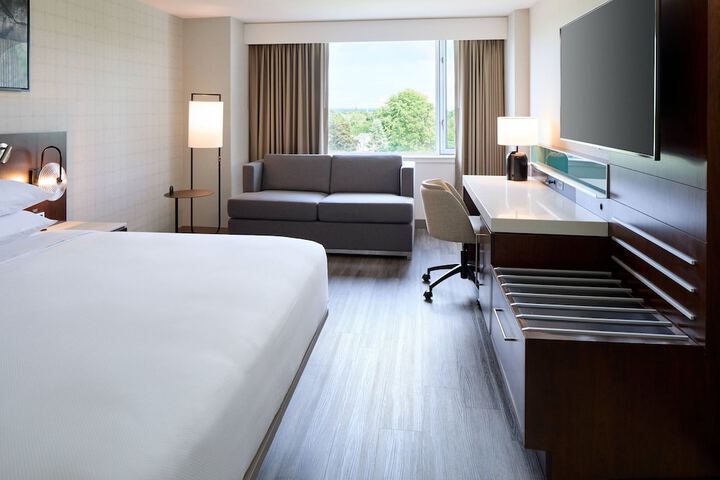 Room 45 of 90