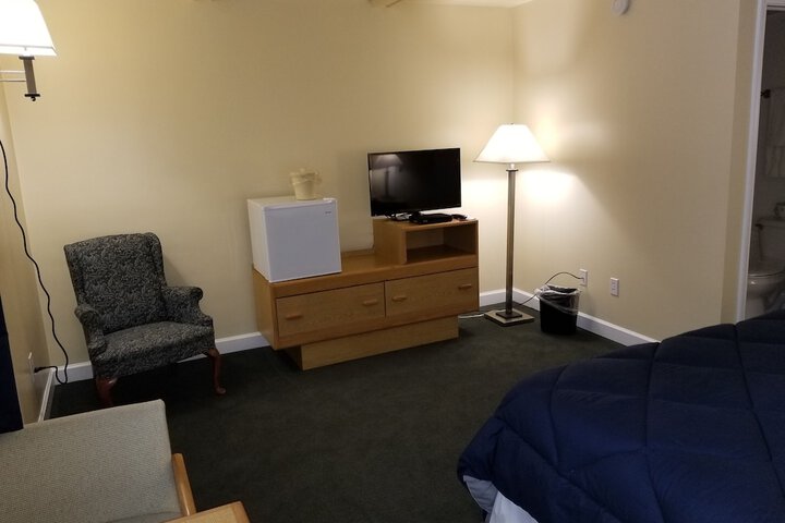 Captains Quarters Motel