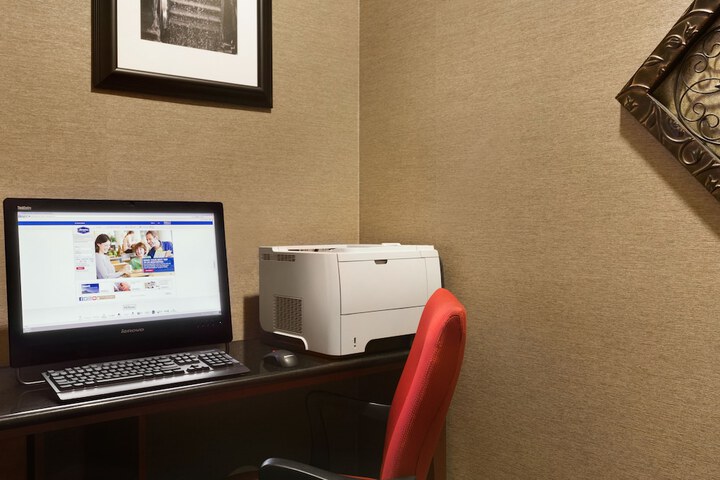 Business Center 29 of 29