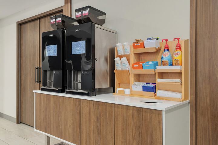 Holiday Inn Express Hotel & Suites Richmond-Brandermill by IHG