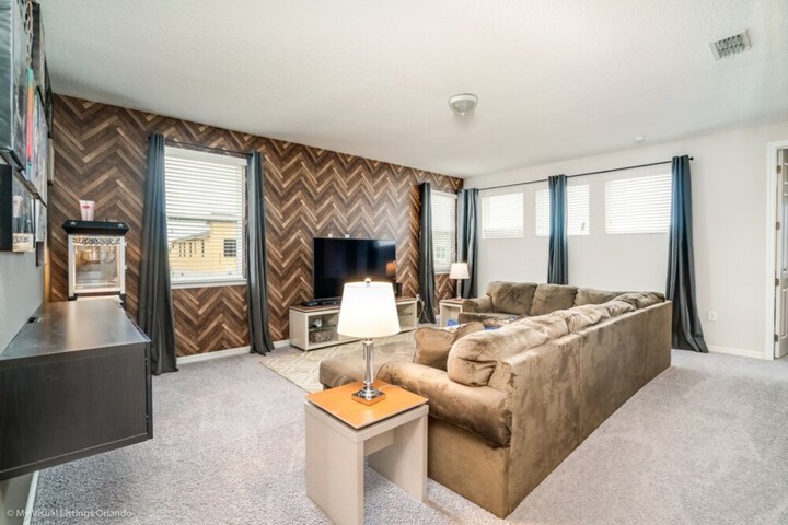 Room 34 of 50