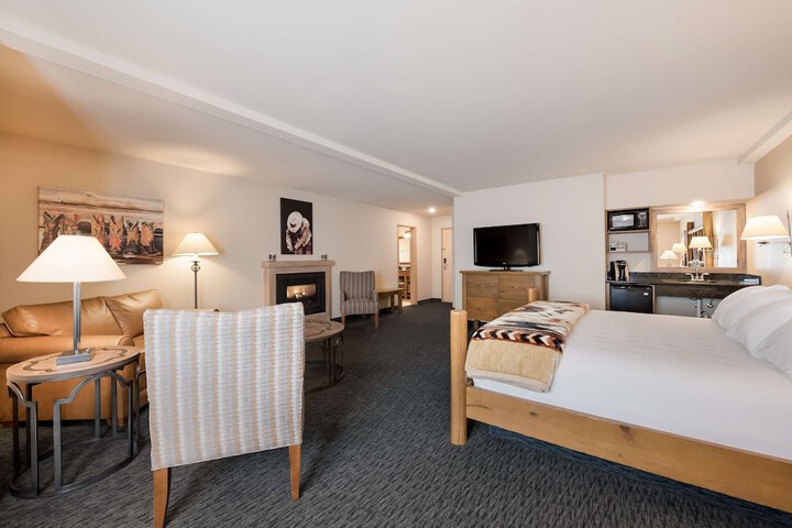 Best Western Plus Kentwood Lodge
