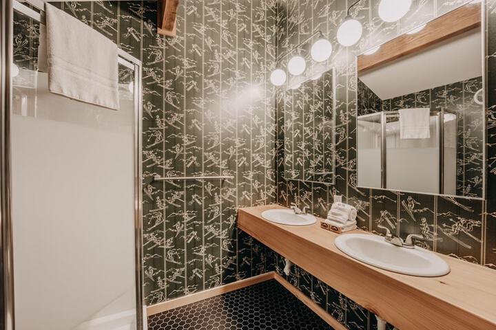 Room 20 of 21