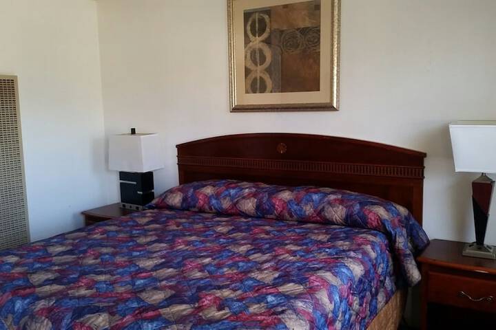 Room 10 of 19
