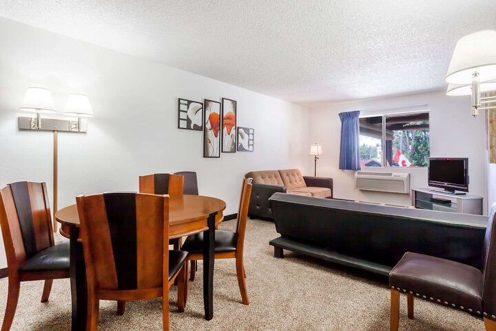Room 14 of 39