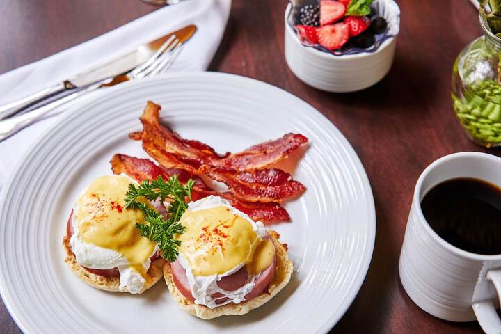 Breakfast/Coffee Service 111 of 147