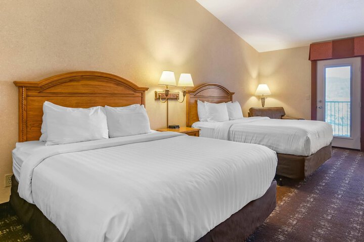 Kathryn Riverfront Inn an Ascend Collection Hotel
