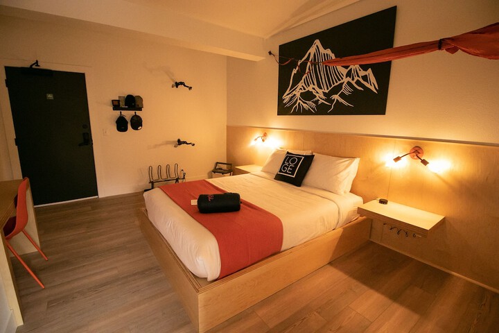 Room 43 of 52