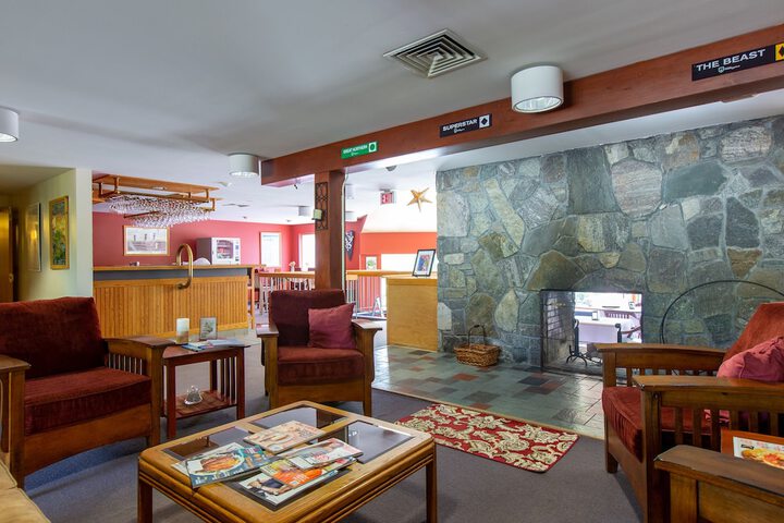 Hotel Interior 9 of 14