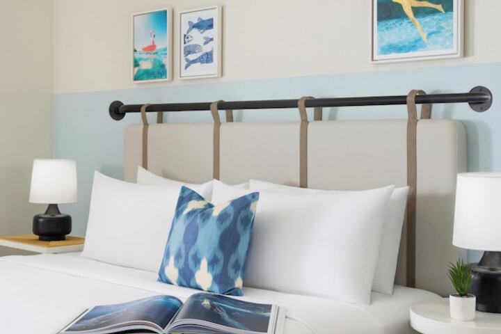 Blue Flamingo Resort Key West