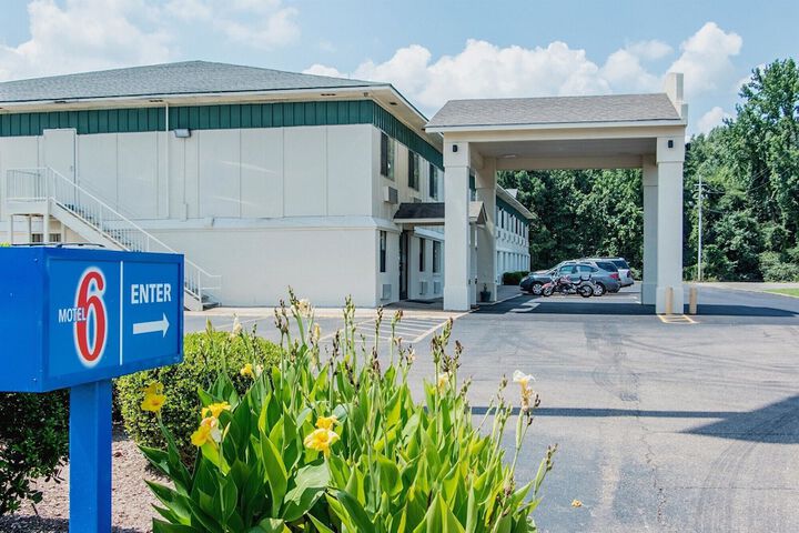 Motel 6 Hope AR