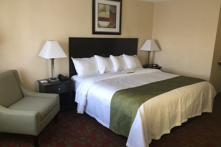 Room 16 of 41