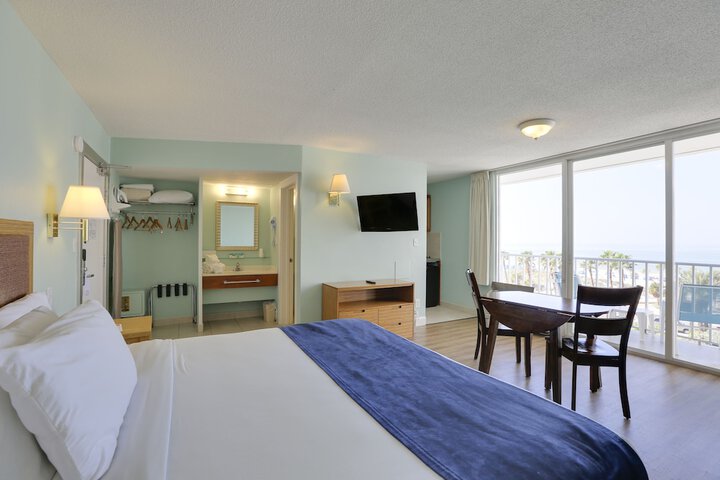 Room 21 of 34
