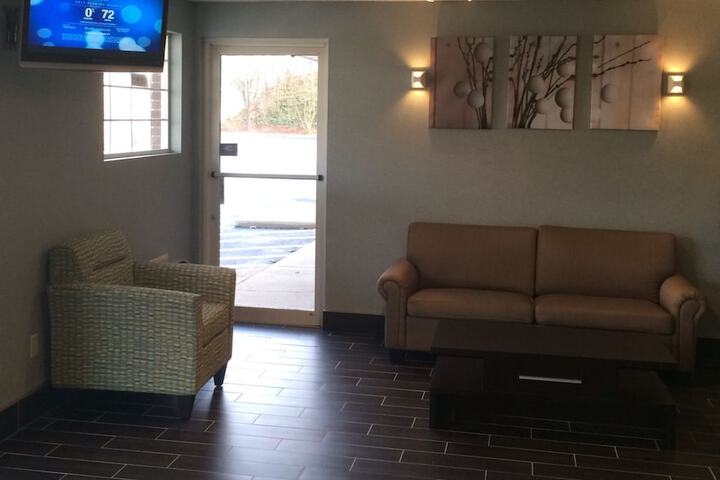 Hotel Interior 10 of 26