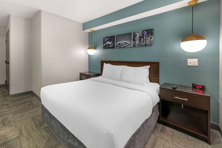 Sleep Inn Miami International Airport