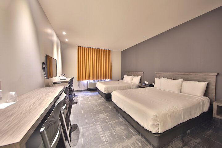 Room 28 of 34