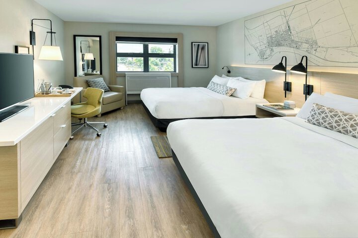 Room 33 of 56