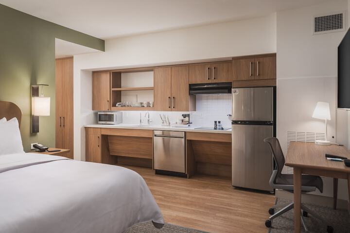 Room 45 of 65