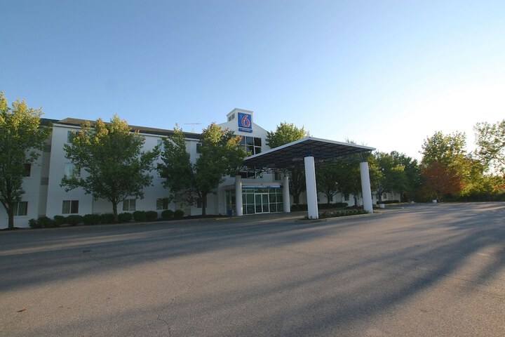 Hotel 3 of 28