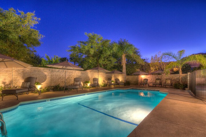 Pool 10 of 42