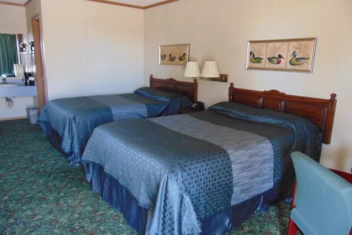 Room 9 of 31