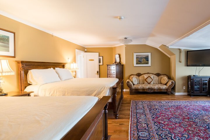 Room 40 of 51