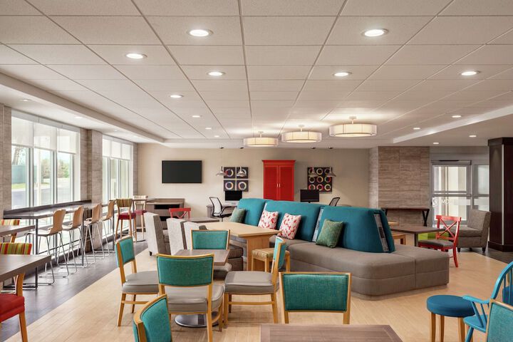 Home2 Suites by Hilton Woodbridge Potomac Mills