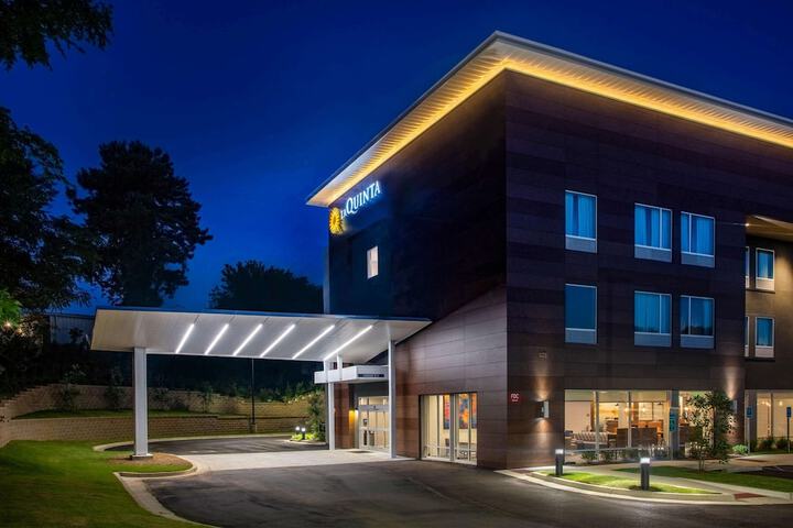Hotel 3 of 31