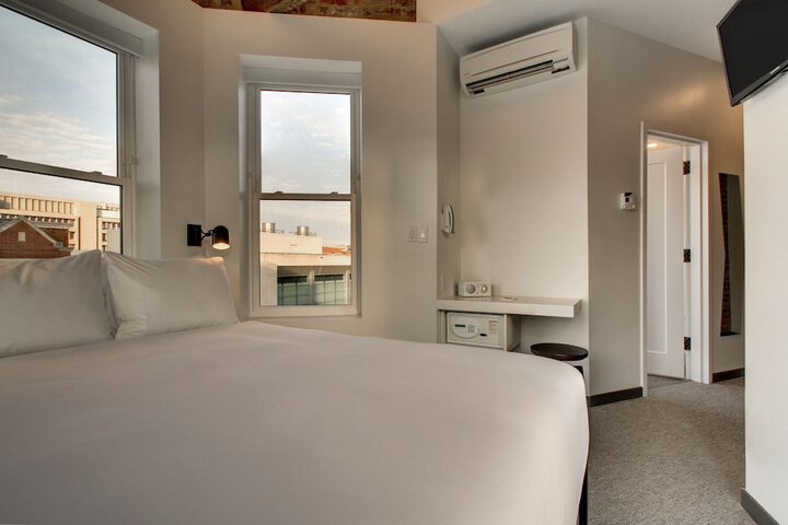 Room 39 of 111