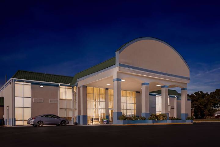 Hotel 2 of 41