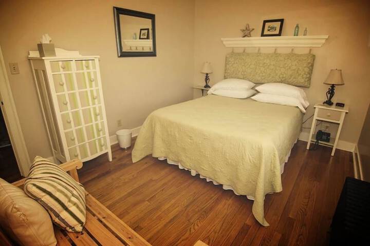 Room 44 of 124