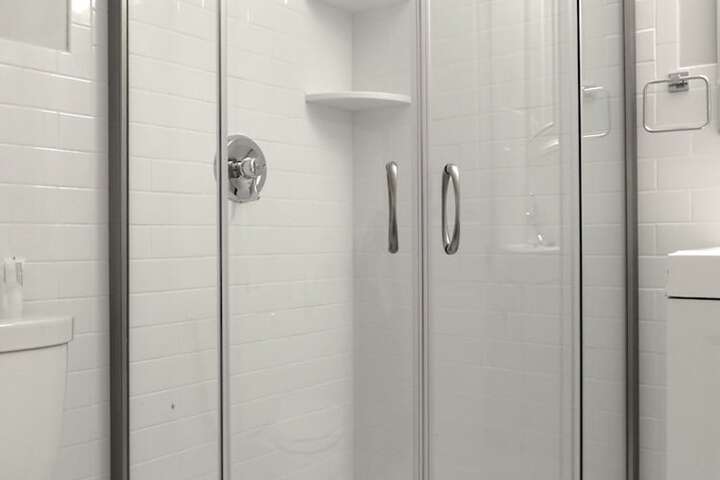 Room 47 of 183