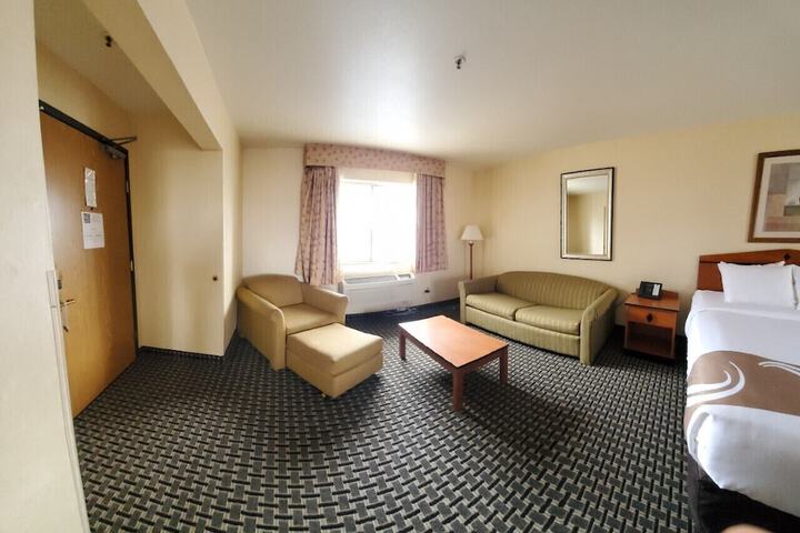 Room 13 of 47