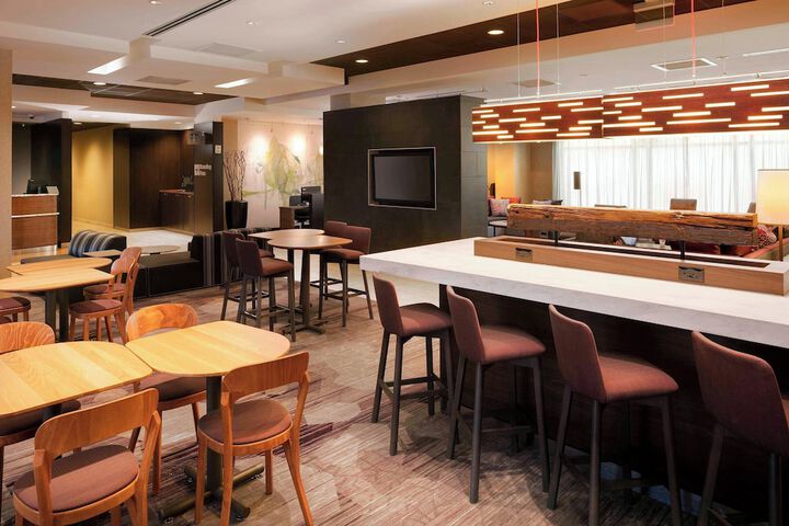 Courtyard by Marriott Indianapolis Downtown