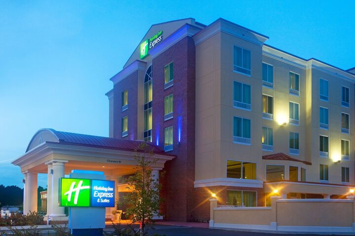 Hotel 4 of 35