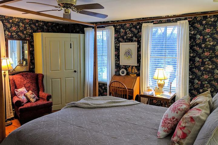 Room 32 of 78