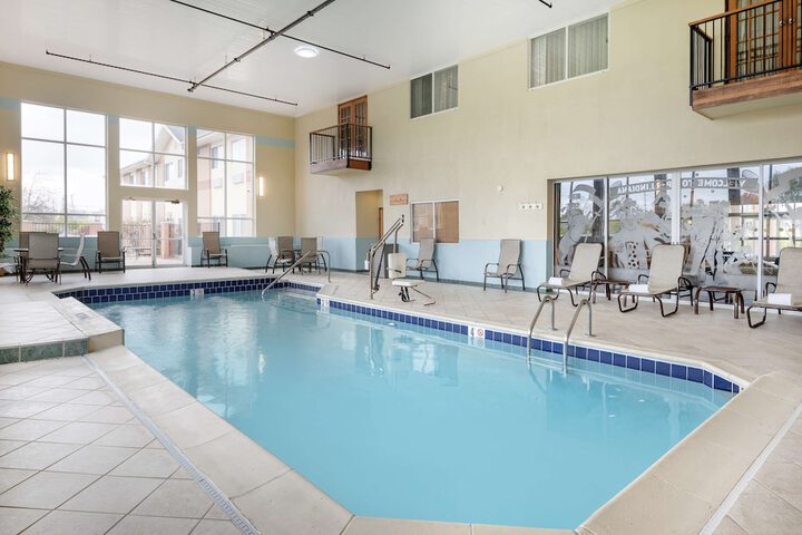 Pool 4 of 42