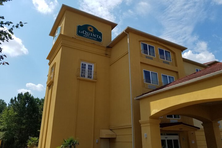 La Quinta Inn & Suites by Wyndham Atlanta-Union City