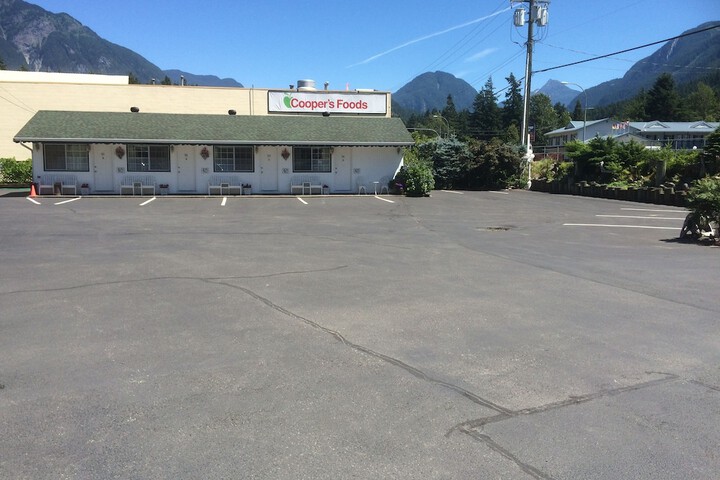 Property Grounds 20 of 21