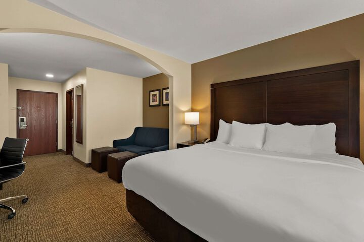 Room 13 of 39