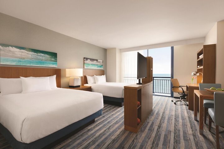 Hyatt House Virginia Beach / Oceanfront