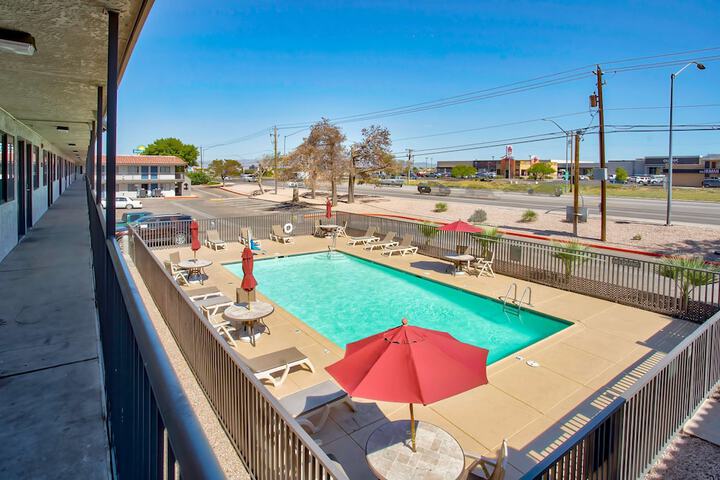 Pool 7 of 64