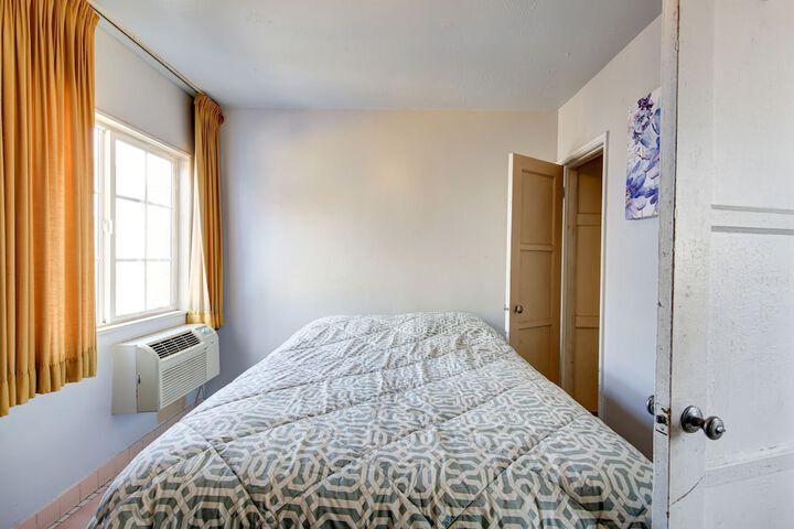 Room 36 of 48