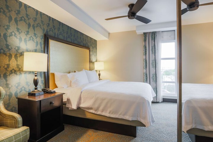 Room 10 of 49