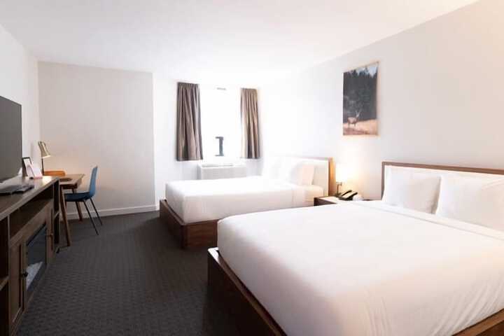 Adara Hotel