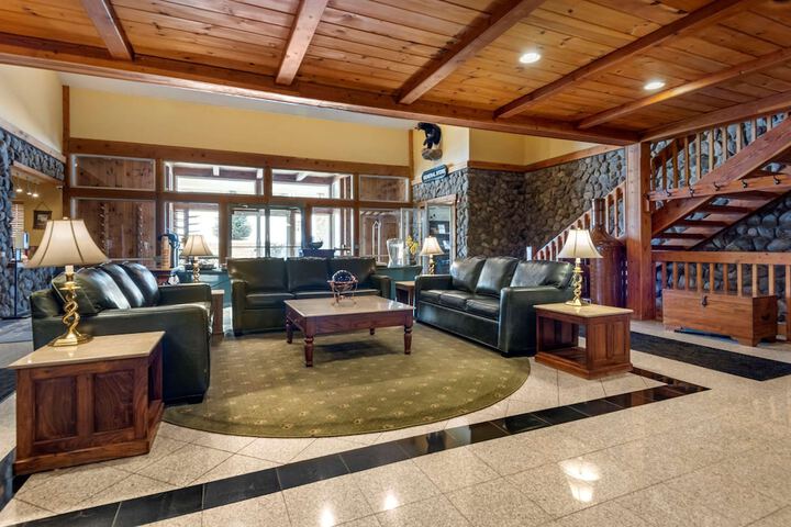 Hotel Interior 27 of 60