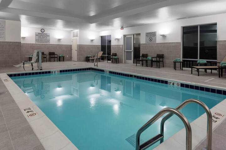 Pool 4 of 24