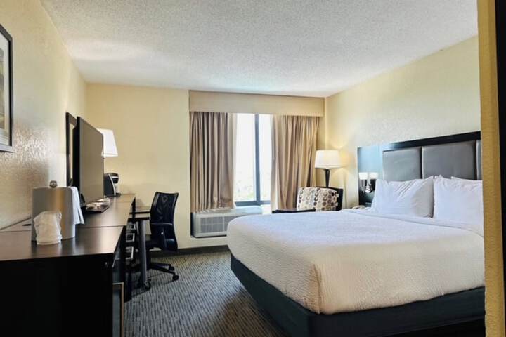 Holiday Inn Miami - International Airport by IHG